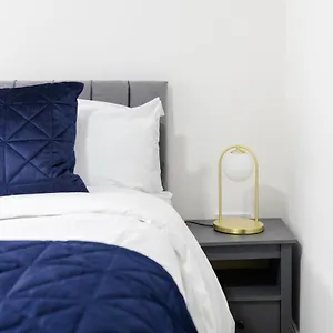 beautiful-2-bedroom-apartments-near-city-centre.cardiffhotelswales.com/